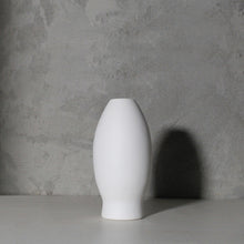 Load image into Gallery viewer, Ozark Vase

