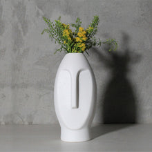 Load image into Gallery viewer, Ozark Vase
